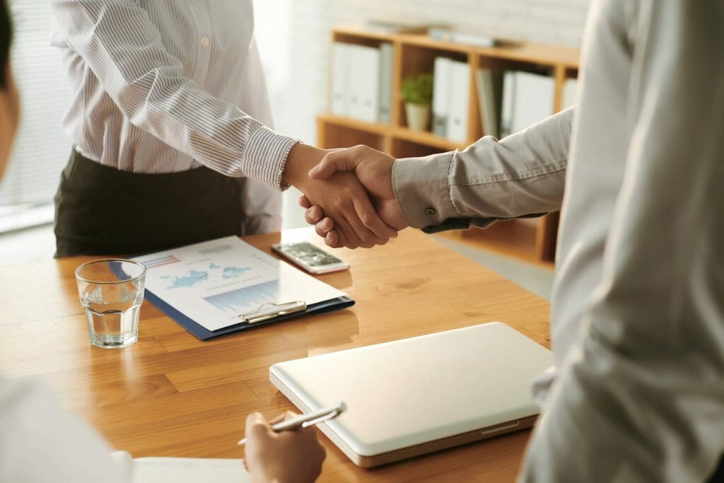 hiring-business-plan-writer